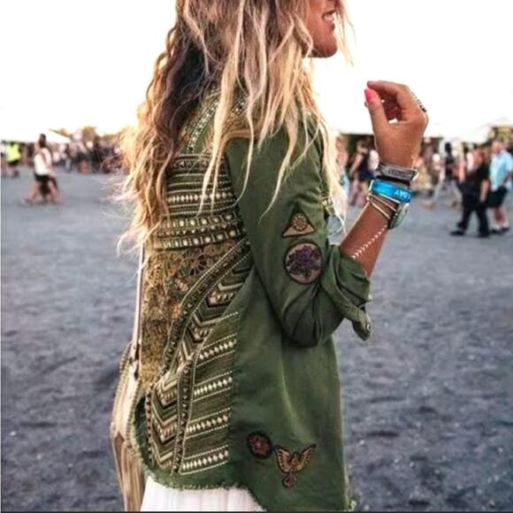 Spell and the Gypsy Green Jacket Embroidered Panther Small - Picture 14 of 14